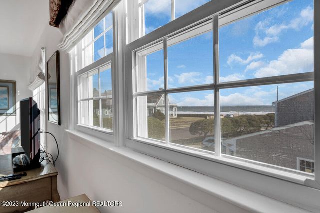 7 Howell Avenue, Spring Lake, NJ 07762