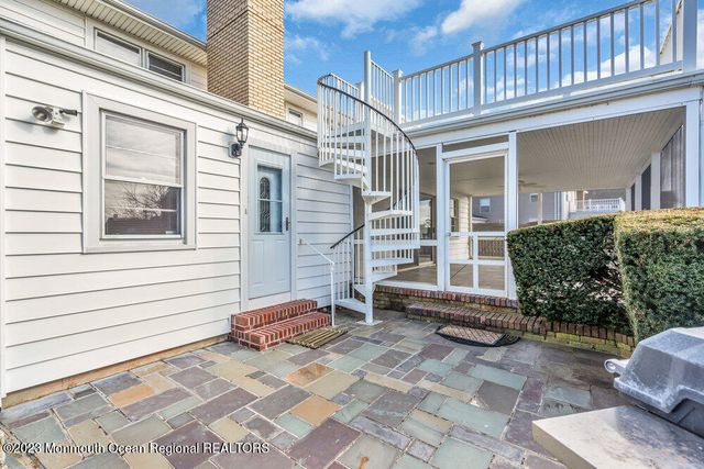 7 Howell Avenue, Spring Lake, NJ 07762