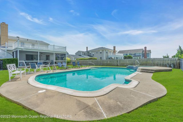 7 Howell Avenue, Spring Lake, NJ 07762