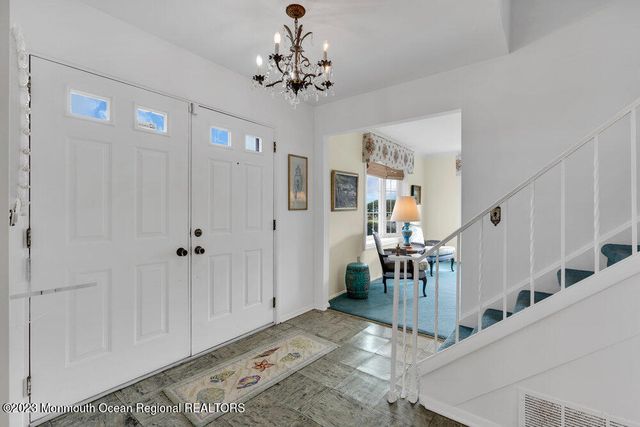 7 Howell Avenue, Spring Lake, NJ 07762