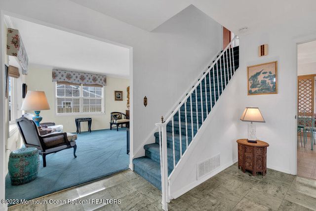 7 Howell Avenue, Spring Lake, NJ 07762