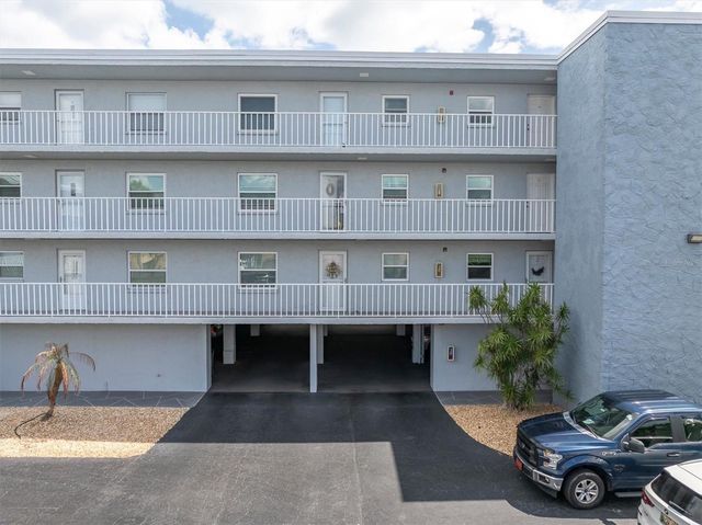 719 PINELLAS BAYWAY S 110, Tierra Verde, FL 33715
