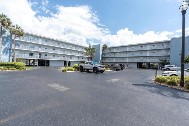 719 PINELLAS BAYWAY S 110, Tierra Verde, FL 33715