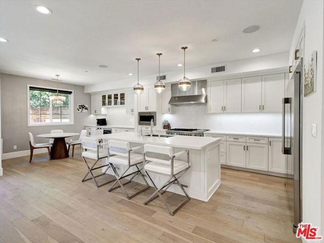 10593 Kinnard Avenue, Los Angeles, CA 90024