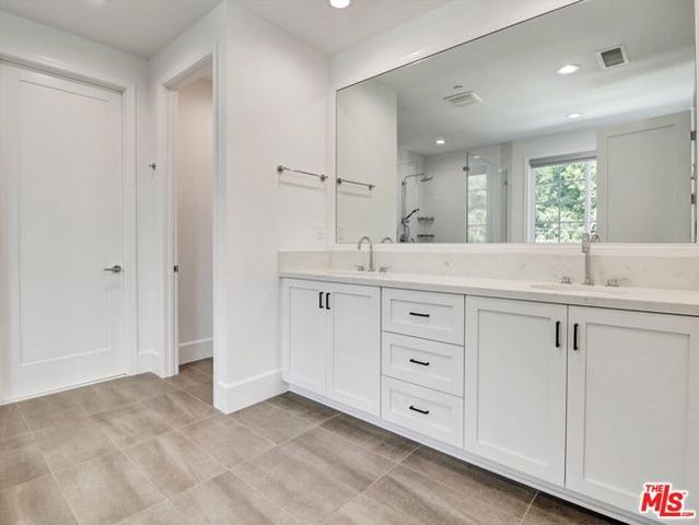 10593 Kinnard Avenue, Los Angeles, CA 90024