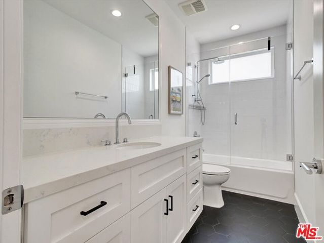 10593 Kinnard Avenue, Los Angeles, CA 90024