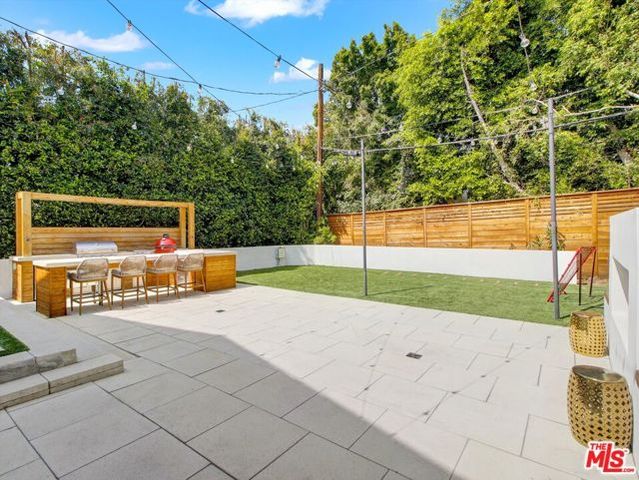 10593 Kinnard Avenue, Los Angeles, CA 90024