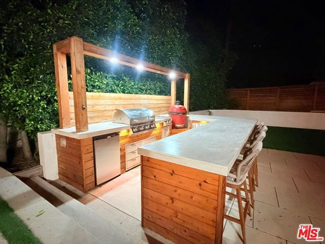 10593 Kinnard Avenue, Los Angeles, CA 90024