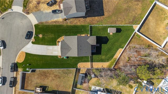 48 James Ct, Aylett, VA 23009