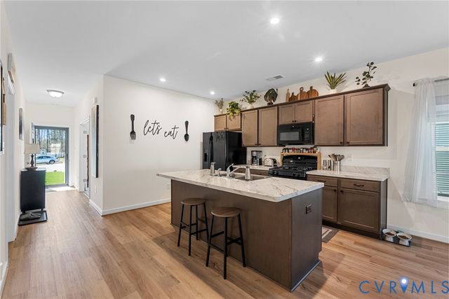 48 James Ct, Aylett, VA 23009