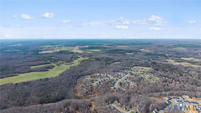 48 James Ct, Aylett, VA 23009