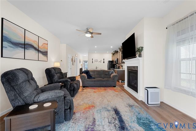 48 James Ct, Aylett, VA 23009