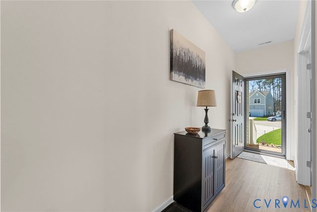 48 James Ct, Aylett, VA 23009