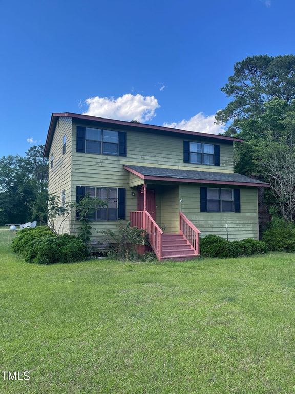 6951 Johnson Road, Fayetteville, NC 28312