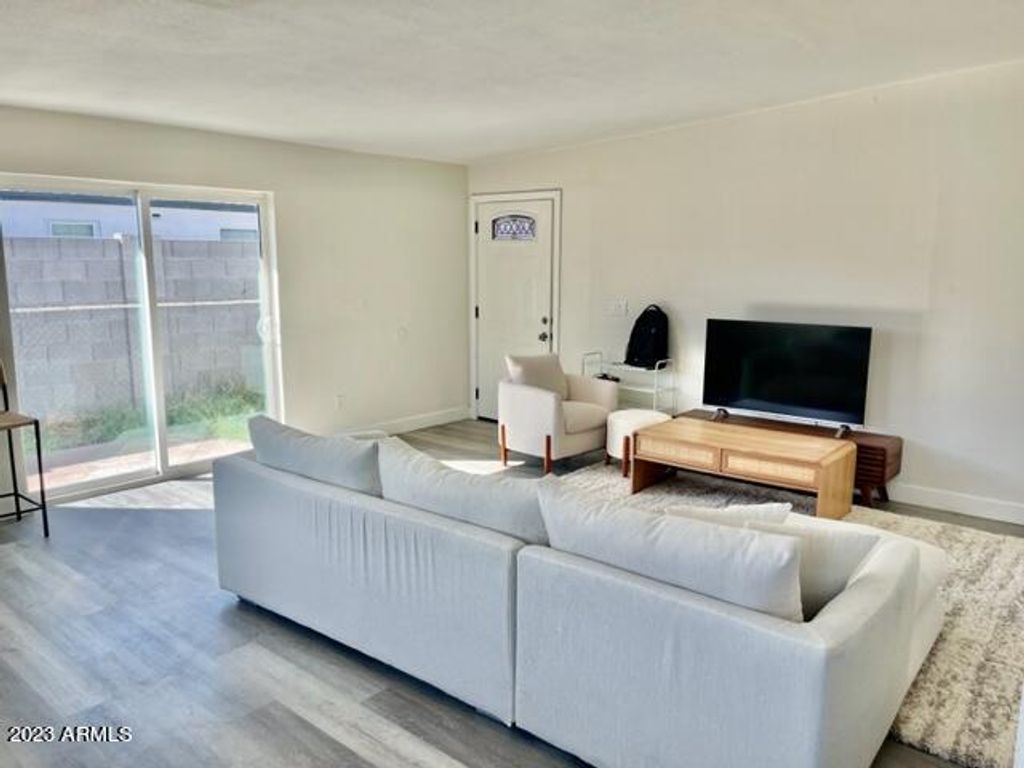 453 W UNIVERSITY Drive, Mesa, AZ 85201 — photo 3