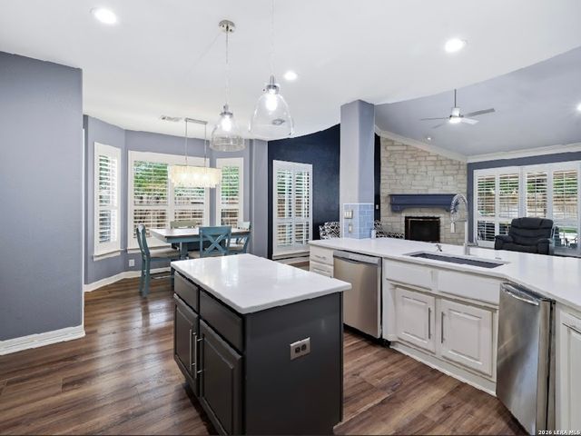 27 Stonewall Bend, San Antonio, TX 78256
