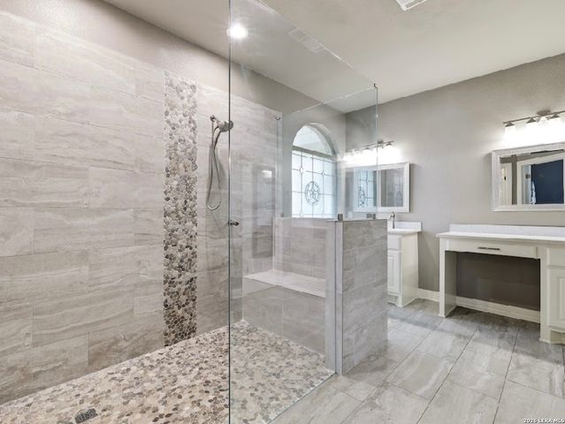 27 Stonewall Bend, San Antonio, TX 78256