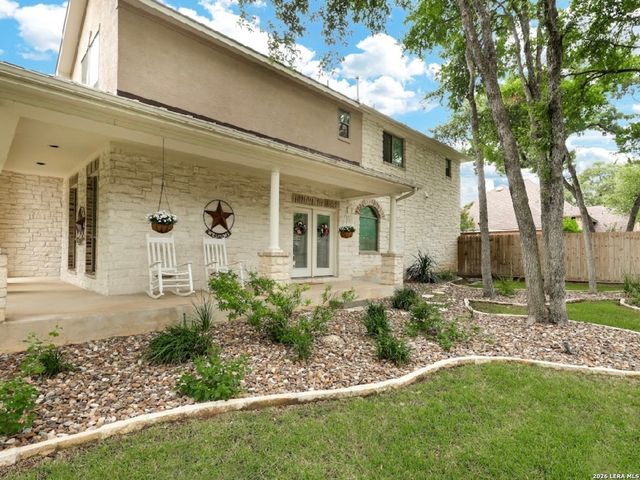 27 Stonewall Bend, San Antonio, TX 78256