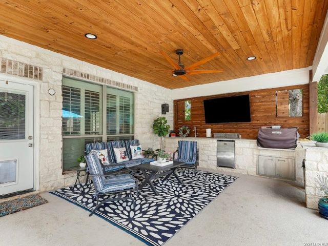 27 Stonewall Bend, San Antonio, TX 78256