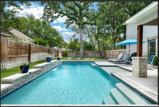 27 Stonewall Bend, San Antonio, TX 78256