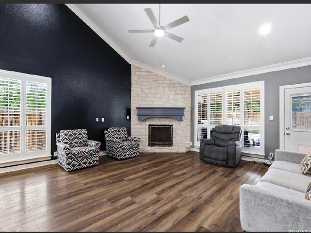 27 Stonewall Bend, San Antonio, TX 78256