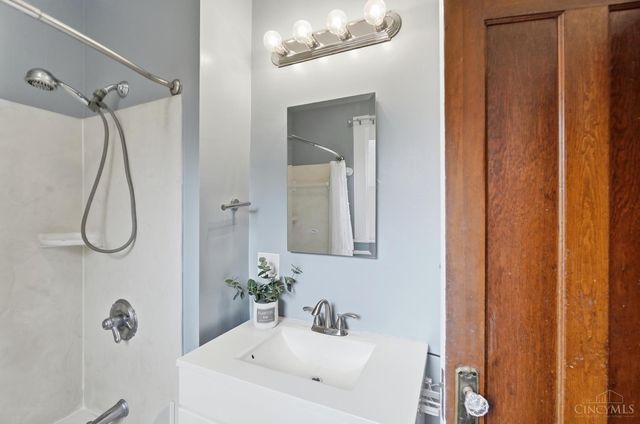 4939 Ralph Avenue, Cincinnati, OH 45238