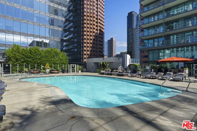 901 S Flower Street 513, Los Angeles, CA 90015