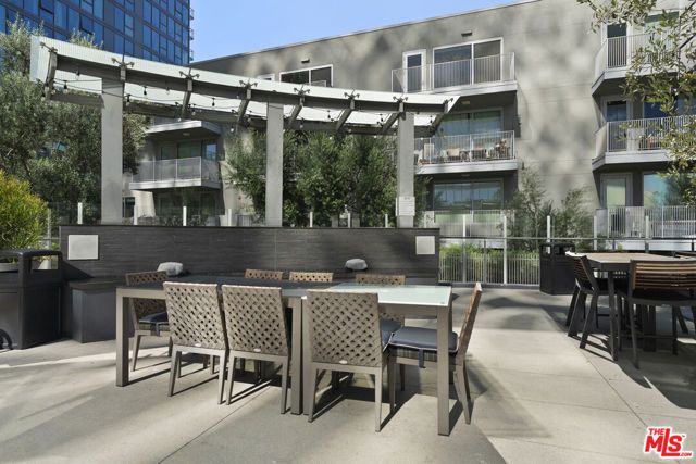 901 S Flower Street 513, Los Angeles, CA 90015