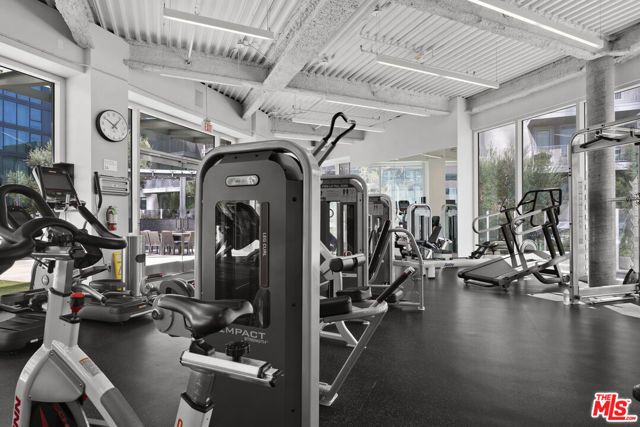 901 S Flower Street 513, Los Angeles, CA 90015