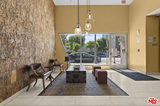 901 S Flower Street 513, Los Angeles, CA 90015
