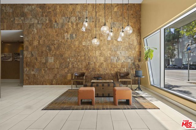 901 S Flower Street 513, Los Angeles, CA 90015