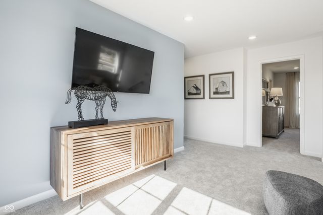 2010 Stella Rock Trace, Columbus, IN 47201