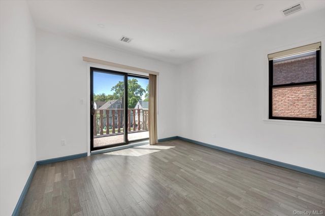 4920 167th Street, Fresh Meadows, NY 11365