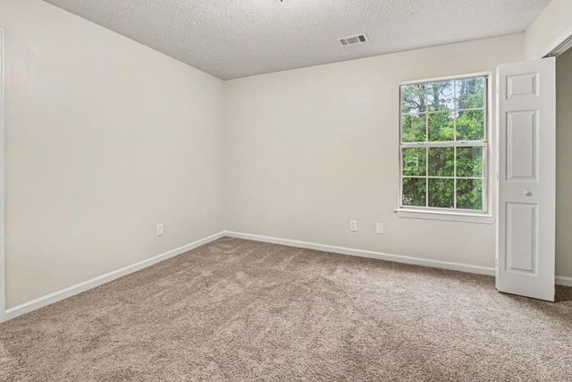 1001 Carlton Way SW, Marietta, GA 30060