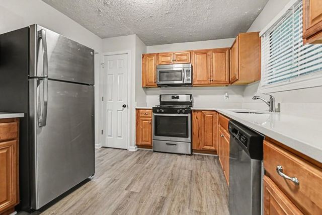 1001 Carlton Way SW, Marietta, GA 30060