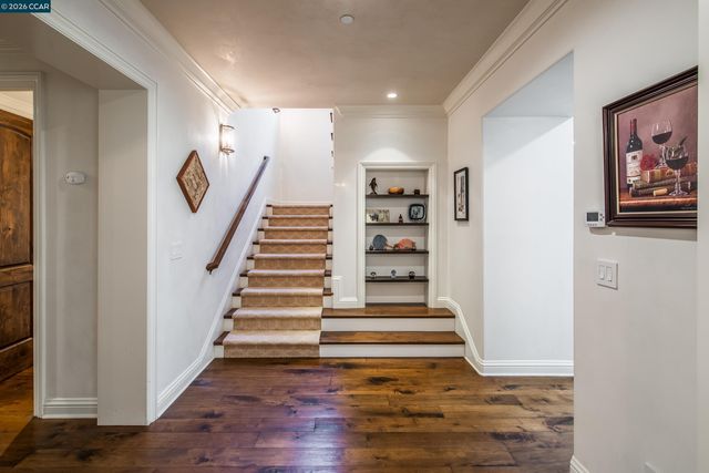 53 Hidden Oaks Dr, Lafayette, CA 94549