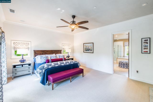 53 Hidden Oaks Dr, Lafayette, CA 94549