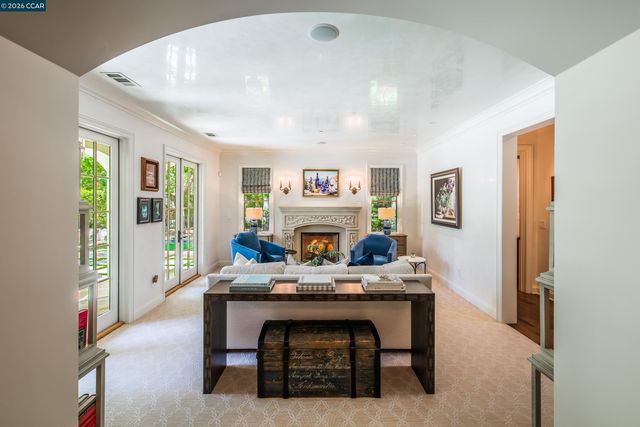 53 Hidden Oaks Dr, Lafayette, CA 94549