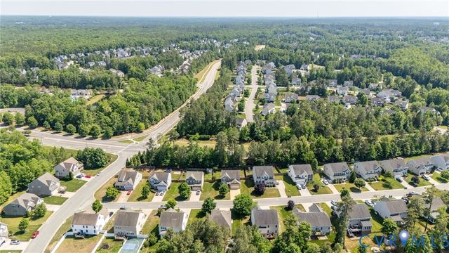 6919 Bears Breech Dr, Moseley, VA 23120