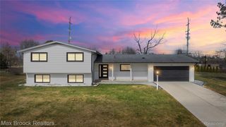 5316 CENTERBROOK Drive, West Bloomfield Charter Township, MI 48322