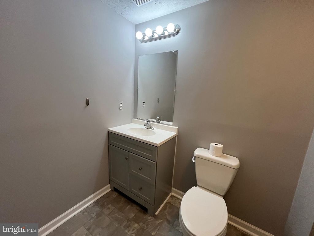 Image 20 of property listing at 3336 GARRISON CIR, Abingdon, MD 21009