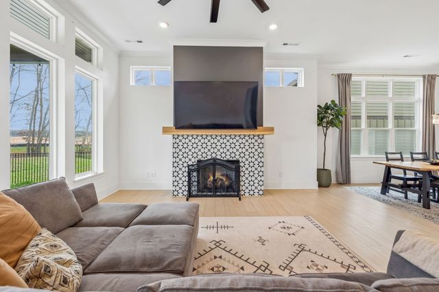 1059 Fallow Rd, Mount Juliet, TN 37122