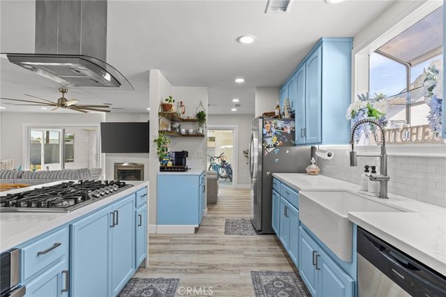 218 Foxbury, Pomona, CA 91767