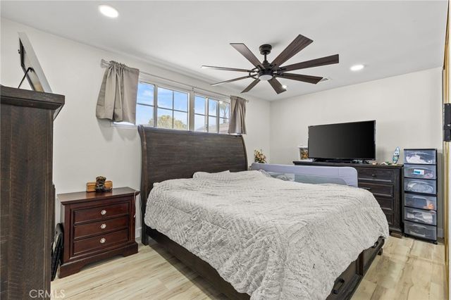 218 Foxbury, Pomona, CA 91767