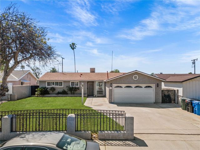 218 Foxbury, Pomona, CA 91767
