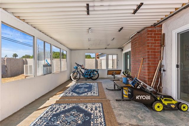 218 Foxbury, Pomona, CA 91767