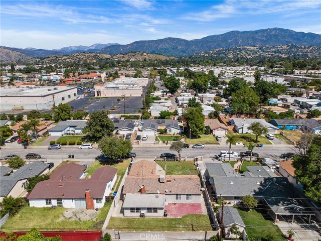 218 Foxbury, Pomona, CA 91767