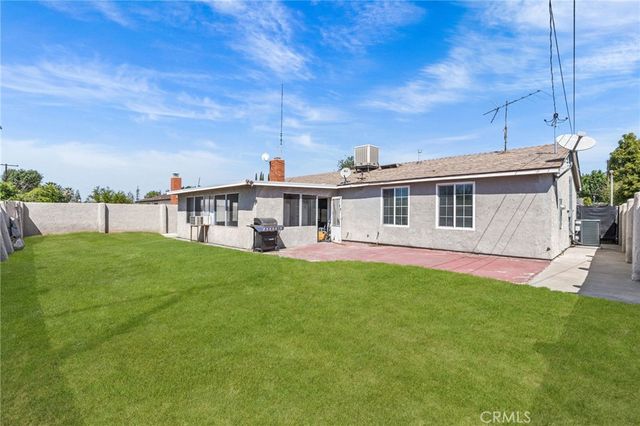 218 Foxbury, Pomona, CA 91767