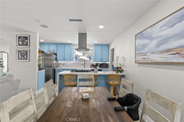 218 Foxbury, Pomona, CA 91767