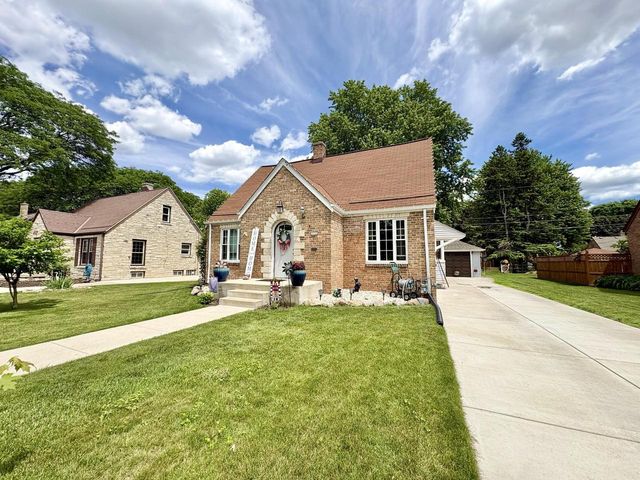 3550 S 58th STREET, Milwaukee, WI 53220